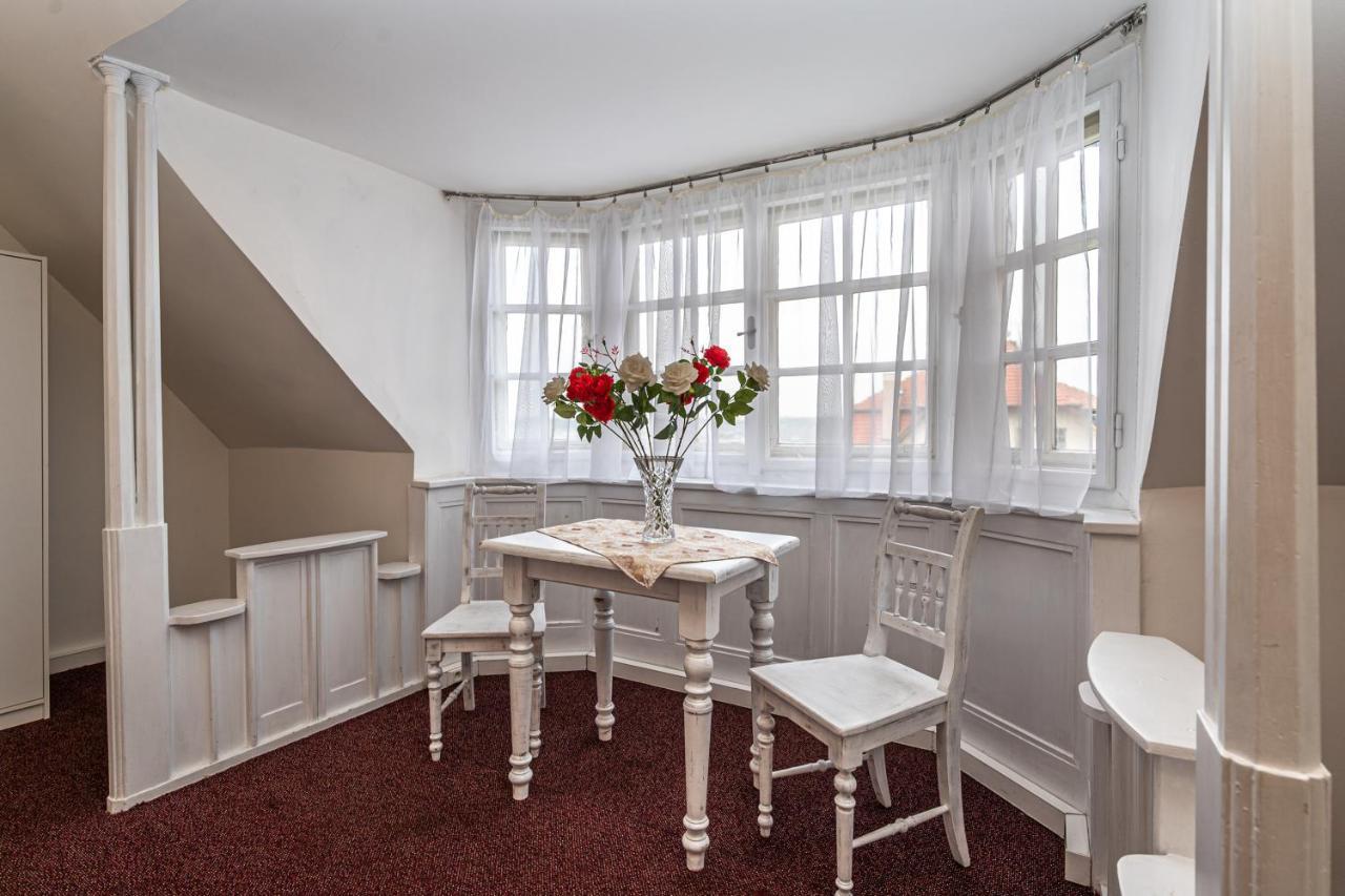 Historic Villa "Imperia" Prague Luaran gambar
